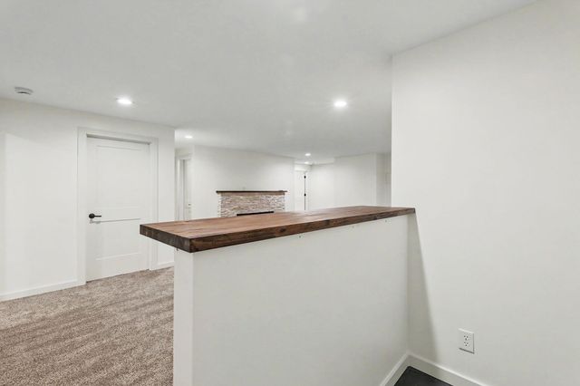 5123 N Hampton, Wichita, KS 67226