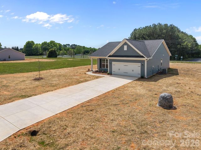 165 Eagle Drive, Salisbury, NC 28144