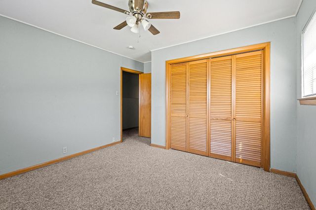 1306 Hillside Drive, Gainesville, TX 76240