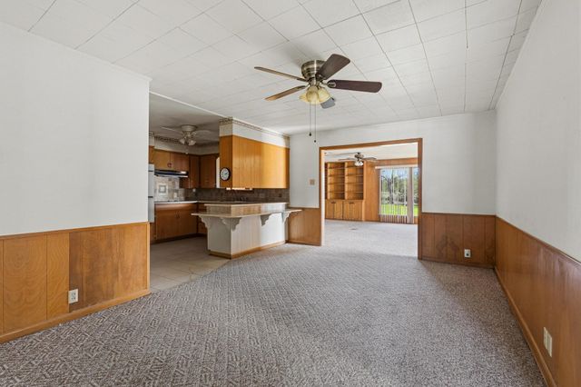 1306 Hillside Drive, Gainesville, TX 76240