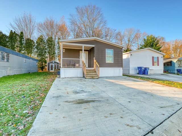 6610 Lear Nagle Road 156, North Ridgeville, OH 44039