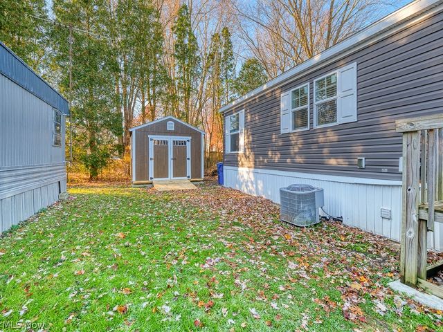 6610 Lear Nagle Road 156, North Ridgeville, OH 44039