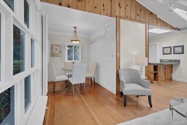 136 2nd St, Pacific Grove, CA 93950