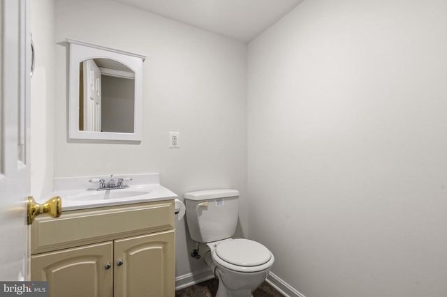9808 TIMBER HTS, Marshall, VA 20115