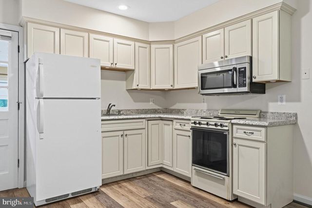 9808 TIMBER HTS, Marshall, VA 20115