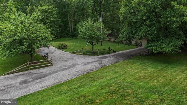 9808 TIMBER HTS, Marshall, VA 20115