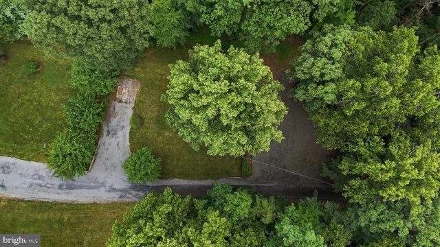 9808 TIMBER HTS, Marshall, VA 20115