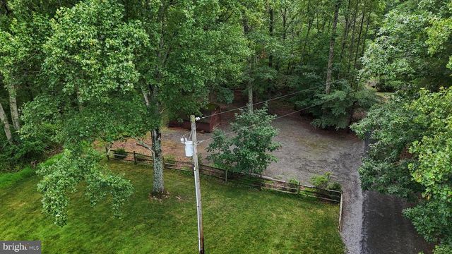 9808 TIMBER HTS, Marshall, VA 20115