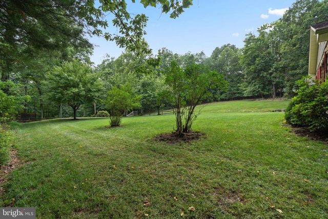 9808 TIMBER HTS, Marshall, VA 20115