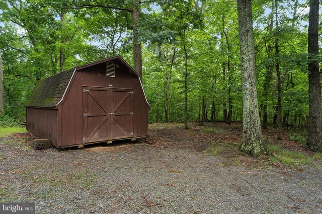 9808 TIMBER HTS, Marshall, VA 20115