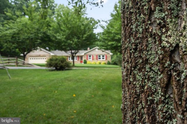 9808 TIMBER HTS, Marshall, VA 20115