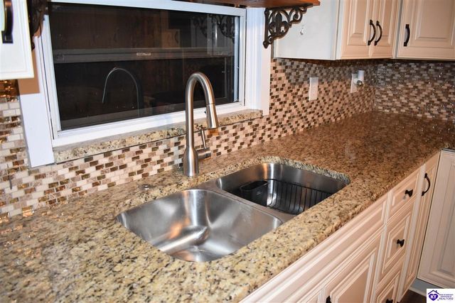 206 Pear Orchard Rd NW, Elizabethtown, KY 42701