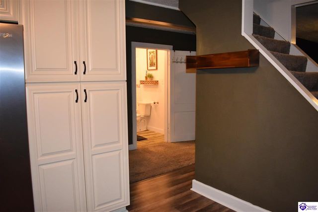 206 Pear Orchard Rd NW, Elizabethtown, KY 42701