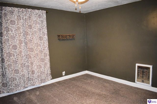 206 Pear Orchard Rd NW, Elizabethtown, KY 42701