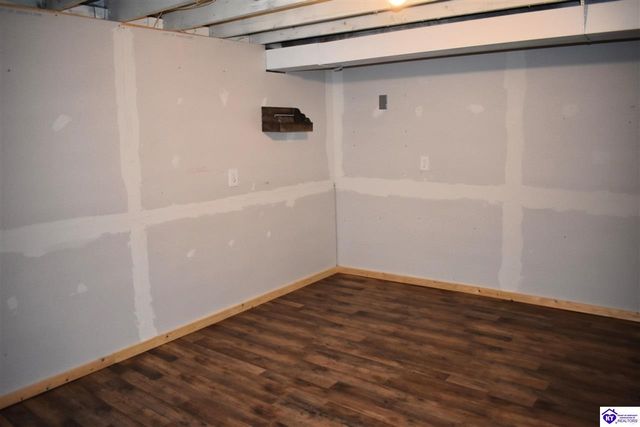 206 Pear Orchard Rd NW, Elizabethtown, KY 42701