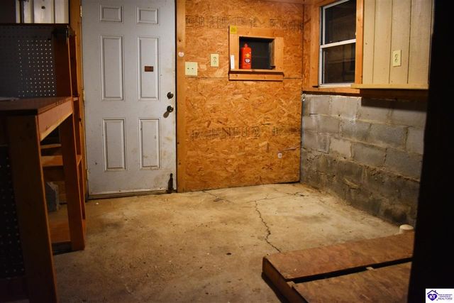 206 Pear Orchard Rd NW, Elizabethtown, KY 42701