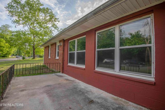191 Manhattan Ave, Oak Ridge, TN 37830