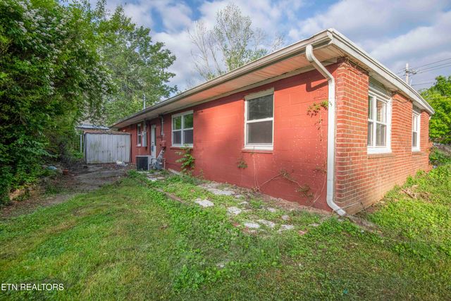 191 Manhattan Ave, Oak Ridge, TN 37830