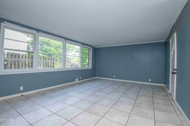 191 Manhattan Ave, Oak Ridge, TN 37830