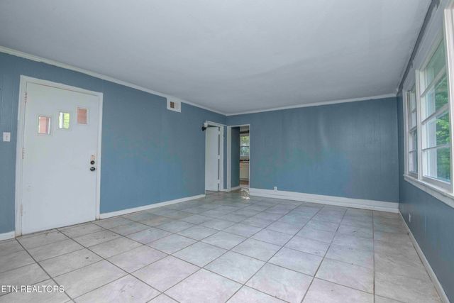 191 Manhattan Ave, Oak Ridge, TN 37830