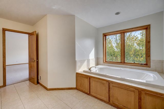 3337 Staples Place, Stillwater, MN 55082