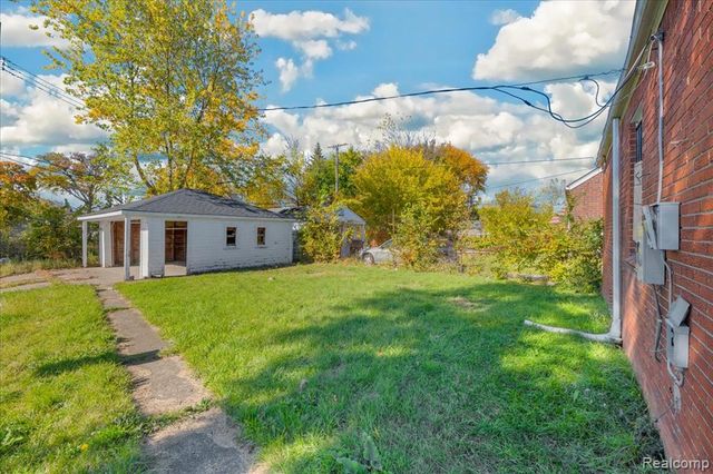 19129 Fairport Street, Detroit, MI 48205