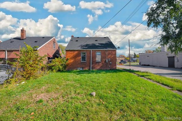 19129 Fairport Street, Detroit, MI 48205