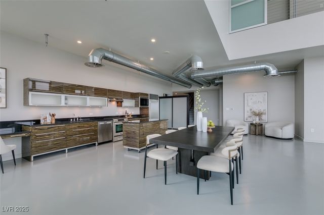 200 Hoover Avenue 2109, Las Vegas, NV 89101