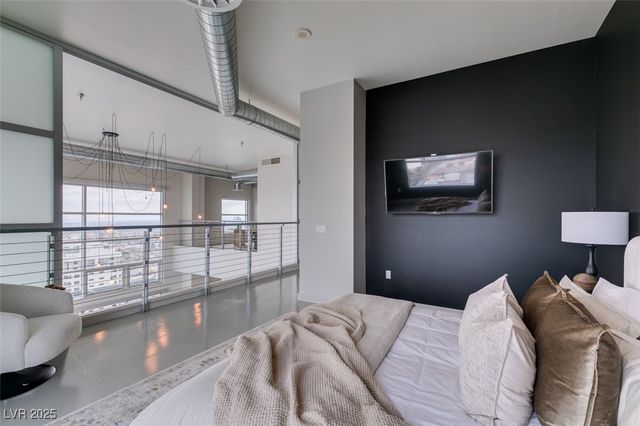 200 Hoover Avenue 2109, Las Vegas, NV 89101