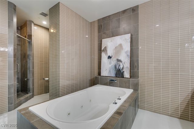 200 Hoover Avenue 2109, Las Vegas, NV 89101