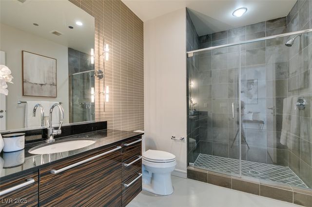 200 Hoover Avenue 2109, Las Vegas, NV 89101