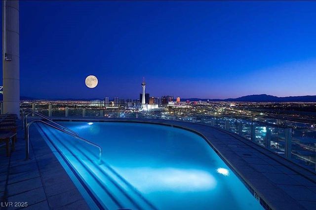 200 Hoover Avenue 2109, Las Vegas, NV 89101