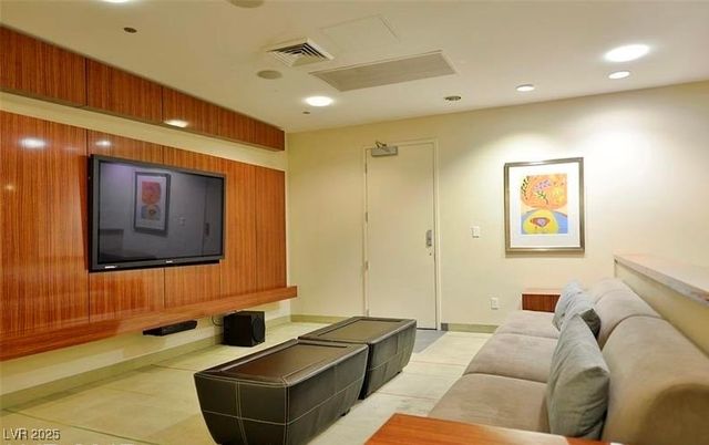 200 Hoover Avenue 2109, Las Vegas, NV 89101