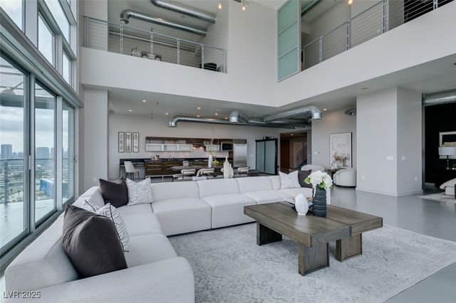 200 Hoover Avenue 2109, Las Vegas, NV 89101