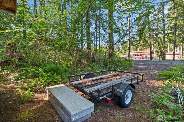 531 N Fairway Drive W, Hoodsport, WA 98548
