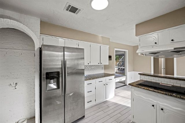 4735 Charade Drive, Houston, TX 77066