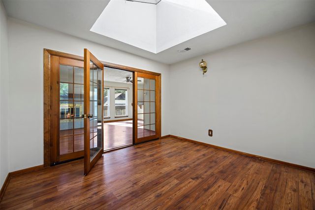 4735 Charade Drive, Houston, TX 77066