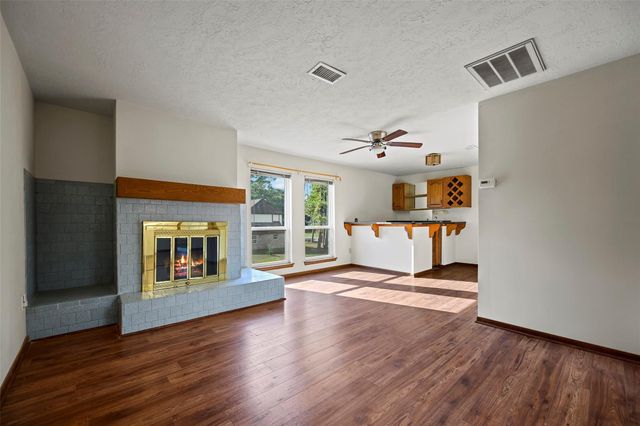 4735 Charade Drive, Houston, TX 77066