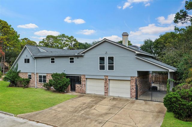 4735 Charade Drive, Houston, TX 77066