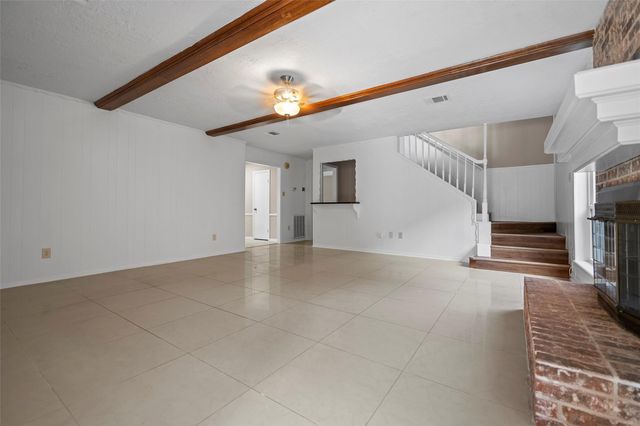 4735 Charade Drive, Houston, TX 77066