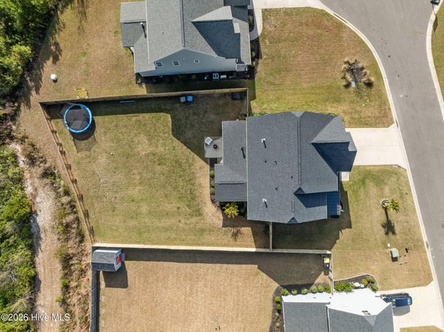 37 Lyford Cay Court, Hampstead, NC 28443