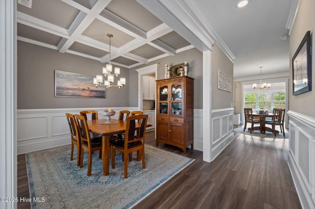 37 Lyford Cay Court, Hampstead, NC 28443