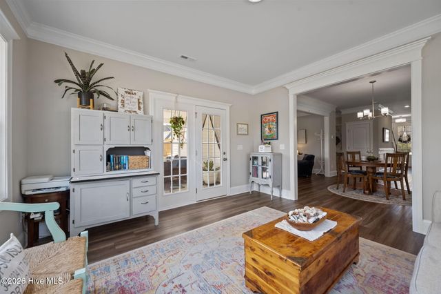 37 Lyford Cay Court, Hampstead, NC 28443