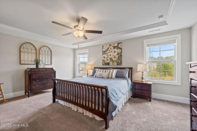 37 Lyford Cay Court, Hampstead, NC 28443