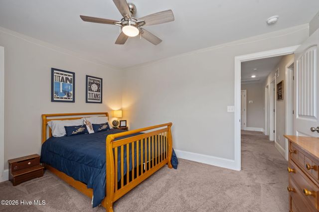 37 Lyford Cay Court, Hampstead, NC 28443