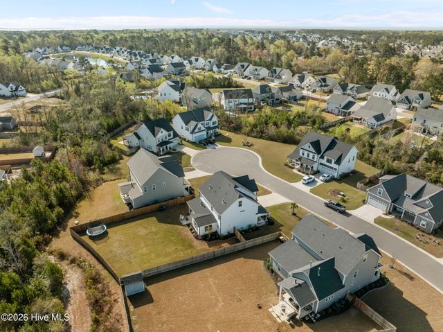 37 Lyford Cay Court, Hampstead, NC 28443