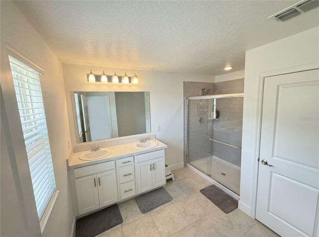 16436 WINDING PRESERVE CIRCLE, Clermont, FL 34714