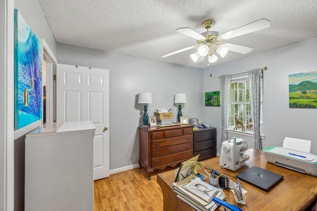 6824 Sawtooth Drive, Ooltewah, TN 37363