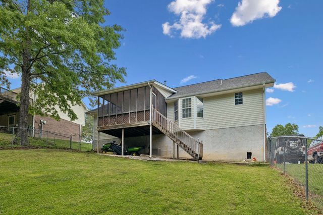 6824 Sawtooth Drive, Ooltewah, TN 37363