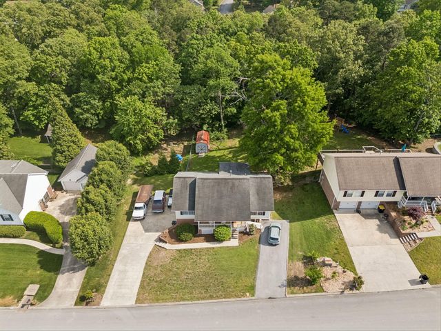 6824 Sawtooth Drive, Ooltewah, TN 37363